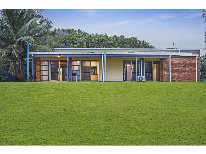 38 Bourke Street, Blacks Beach QLD 4740