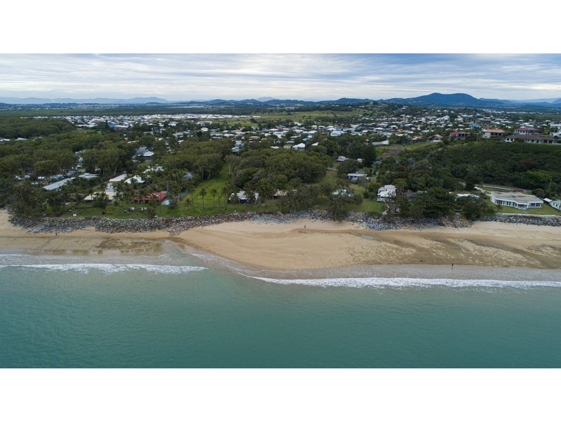 38 Bourke Street, Blacks Beach QLD 4740