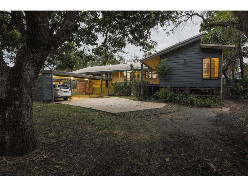 38 Bourke Street, Blacks Beach QLD 4740