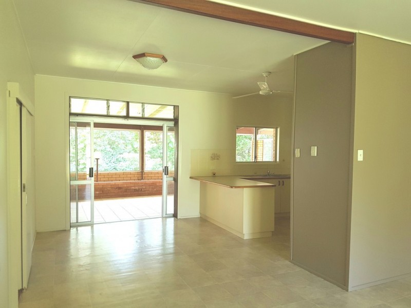 5 Mill Street, Finch Hatton QLD 4756