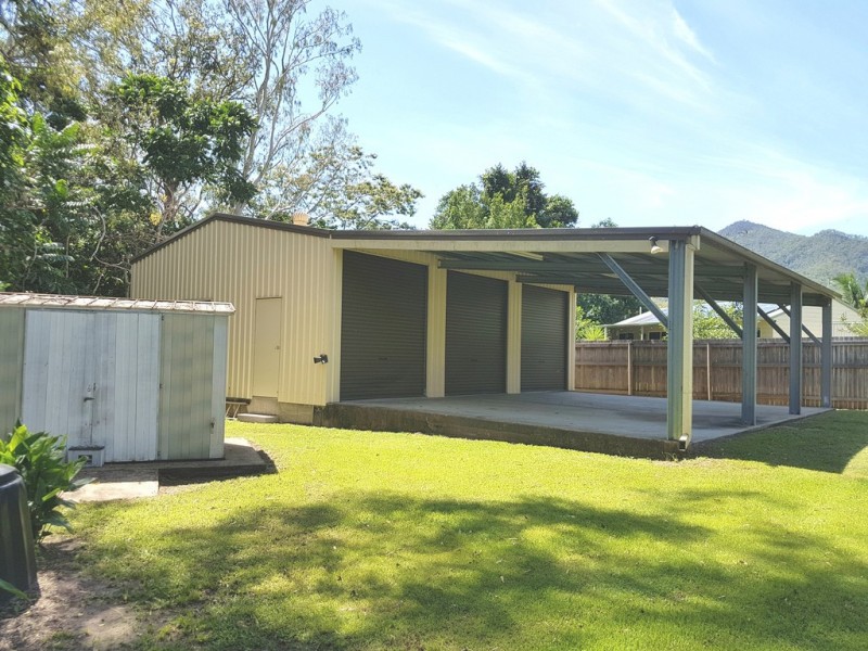 5 Mill Street, Finch Hatton QLD 4756