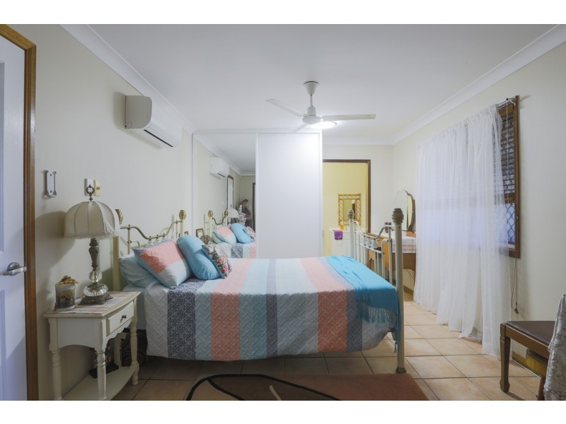 12 Mclaughlin Drive, Eimeo QLD 4740