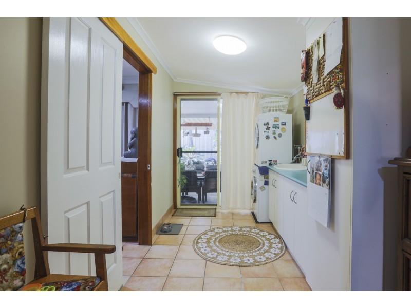 12 Mclaughlin Drive, Eimeo QLD 4740