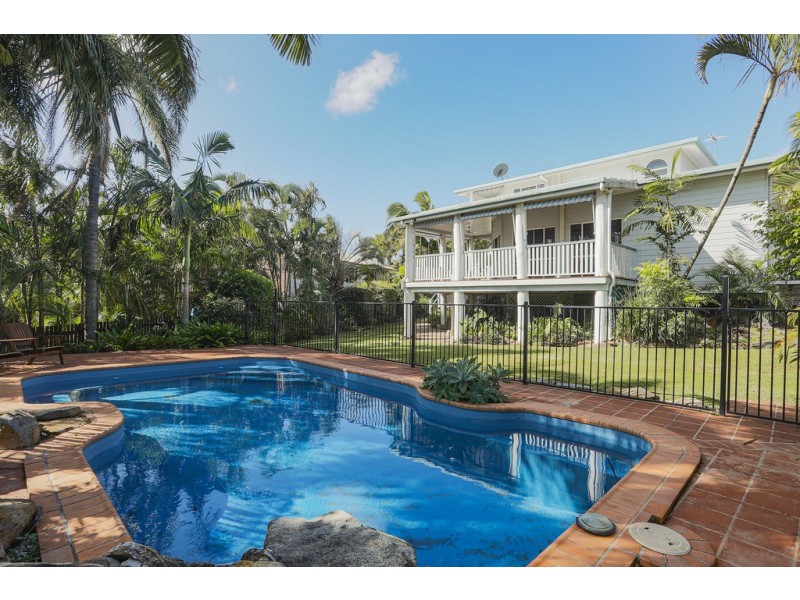 8 Chapman Court, Eimeo QLD 4740