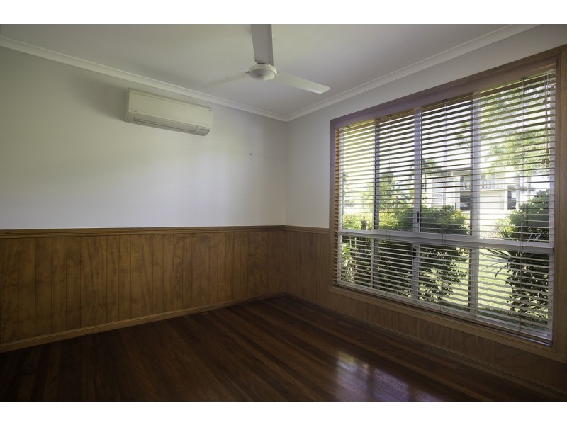 8 Chapman Court, Eimeo QLD 4740