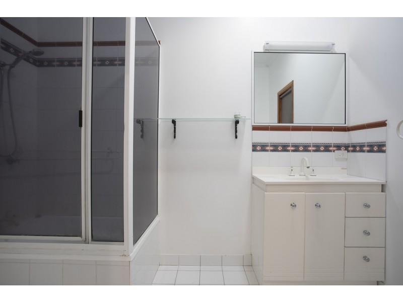 8 Chapman Court, Eimeo QLD 4740