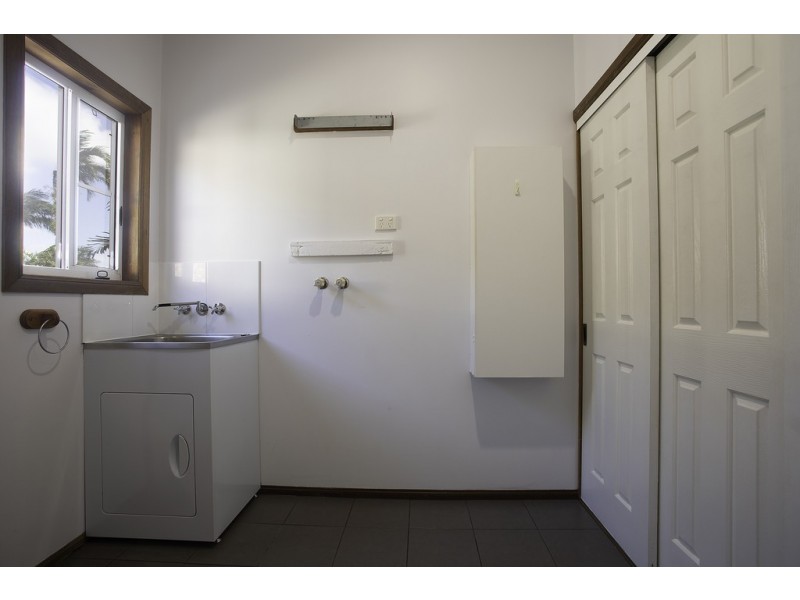 8 Chapman Court, Eimeo QLD 4740