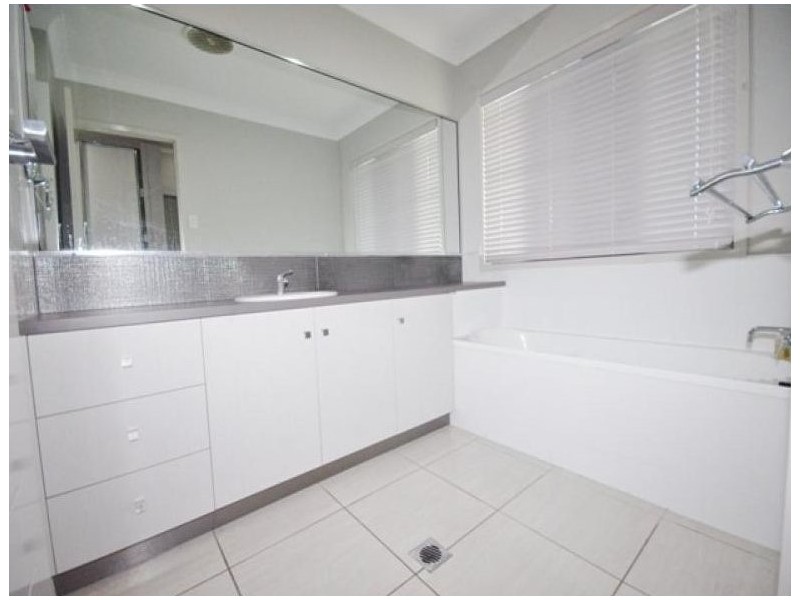 17 Goldwyn Close, Bakers Creek QLD 4740