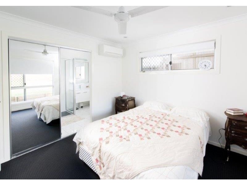 15 Cordia Street, Rural View QLD 4740
