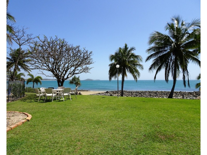 15/2 Beach Road, Dolphin Heads QLD 4740