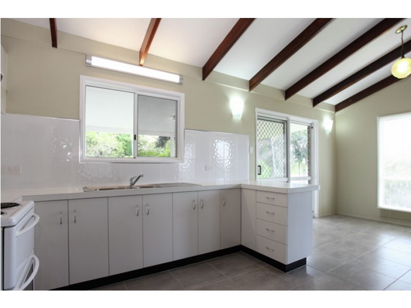 10 Dell Court, Beaconsfield QLD 4740