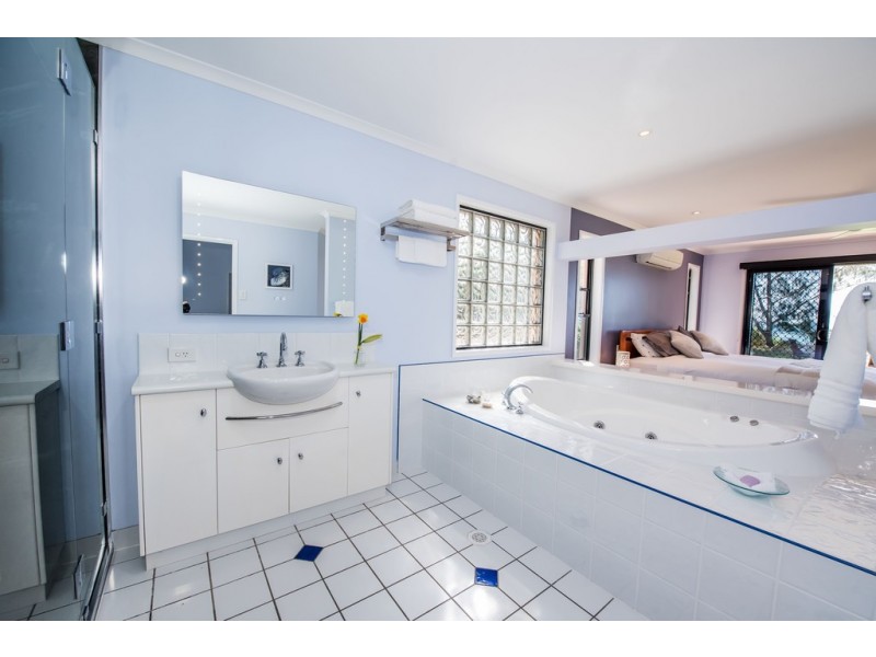 60 Admiral Drive, Dolphin Heads QLD 4740