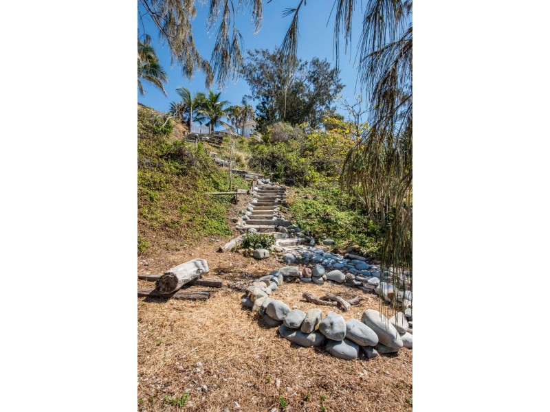 60 Admiral Drive, Dolphin Heads QLD 4740