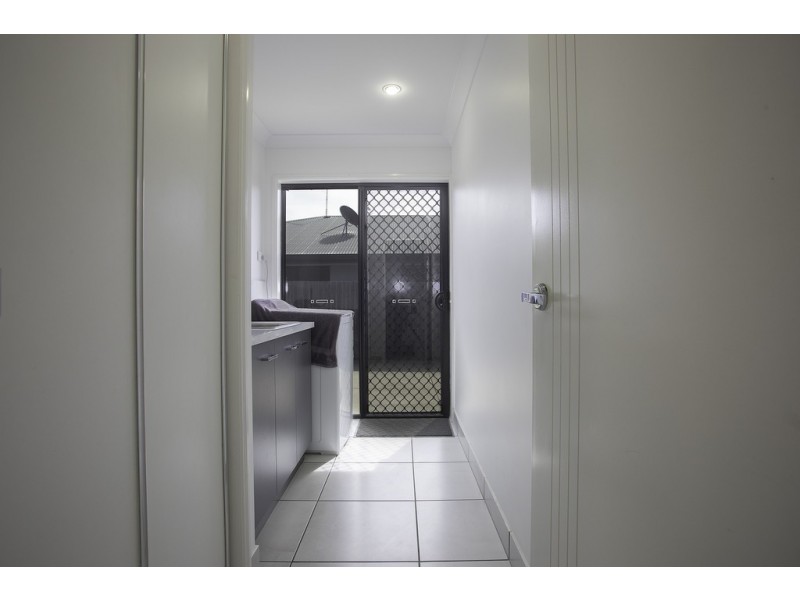 97 Dawson Boulevard, Rural View QLD 4740