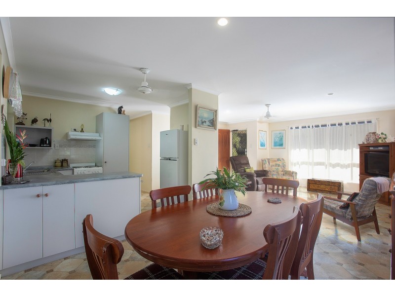 29 Milkins Street, Ball Bay QLD 4741