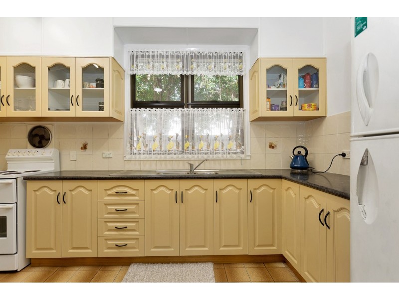 126 Donaldson Street, West Mackay QLD 4740