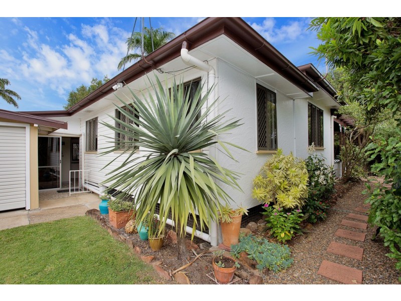 126 Donaldson Street, West Mackay QLD 4740