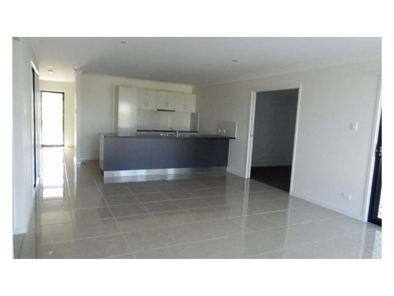 15 Eales Road, Rural View QLD 4740