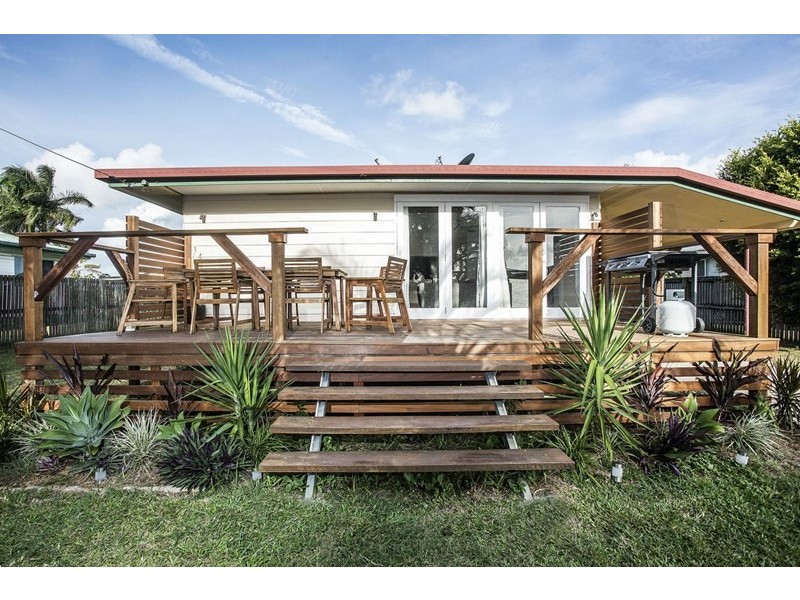 11 Parker Street, South Mackay QLD 4740