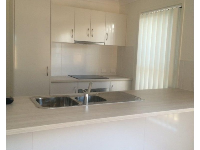 7 Henley Close, Blacks Beach QLD 4740