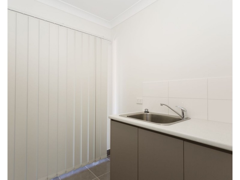 15 Majesty Street, Rural View QLD 4740