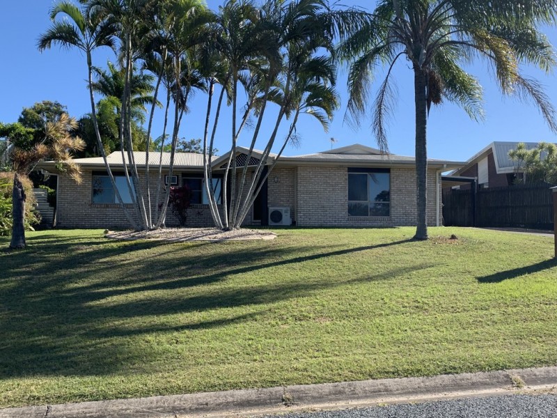 13 Pardoe Street, Bucasia QLD 4750