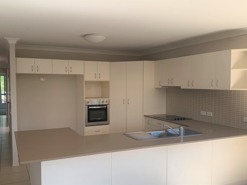 30 Miami Terrace, Blacks Beach QLD 4740