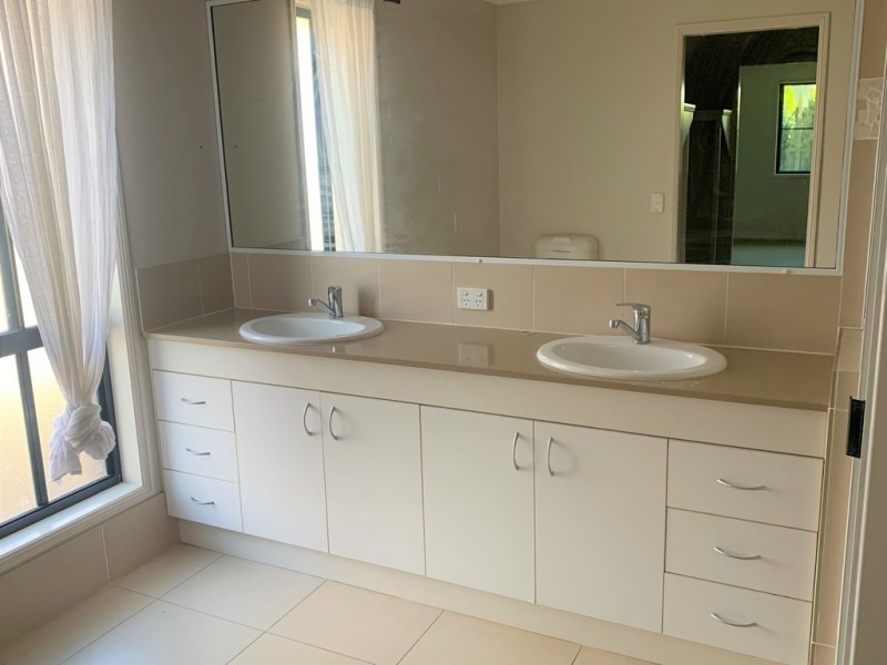 30 Miami Terrace, Blacks Beach QLD 4740