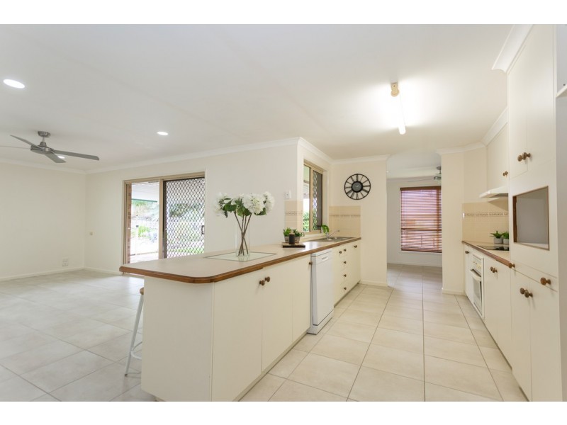 6 Mclaughlin Drive, Eimeo QLD 4740