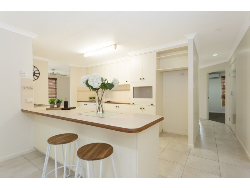 6 Mclaughlin Drive, Eimeo QLD 4740