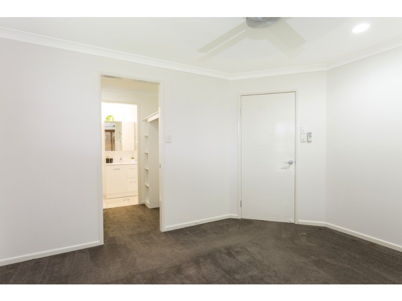 6 Mclaughlin Drive, Eimeo QLD 4740