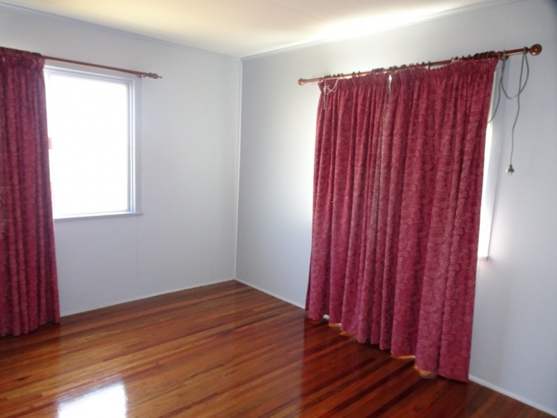 19 Barton Street, West Mackay QLD 4740