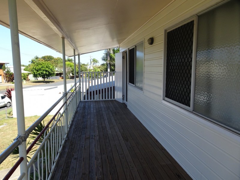 19 Barton Street, West Mackay QLD 4740