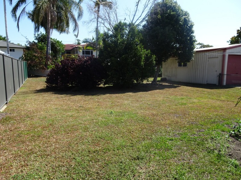 19 Barton Street, West Mackay QLD 4740