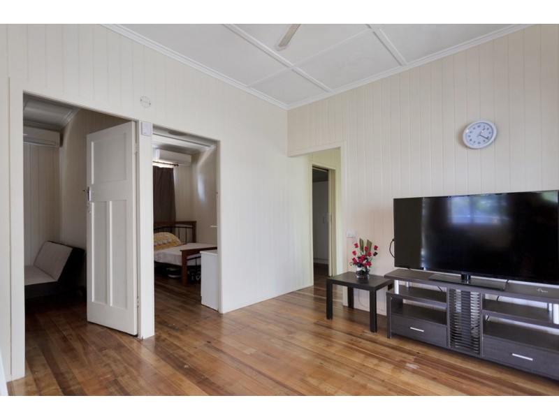 6 Howland Street, North Mackay QLD 4740