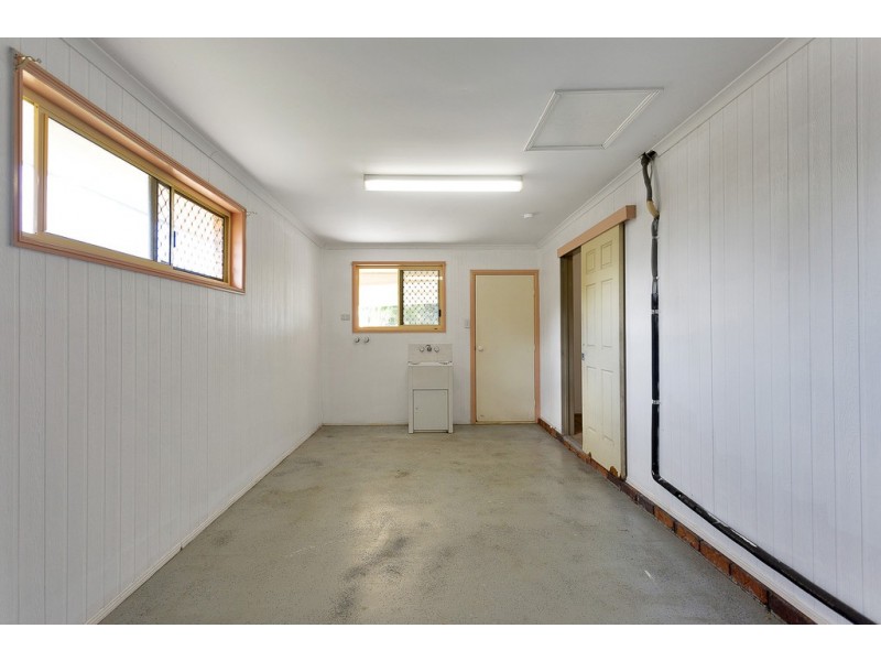 64 Archibald Street, South Mackay QLD 4740