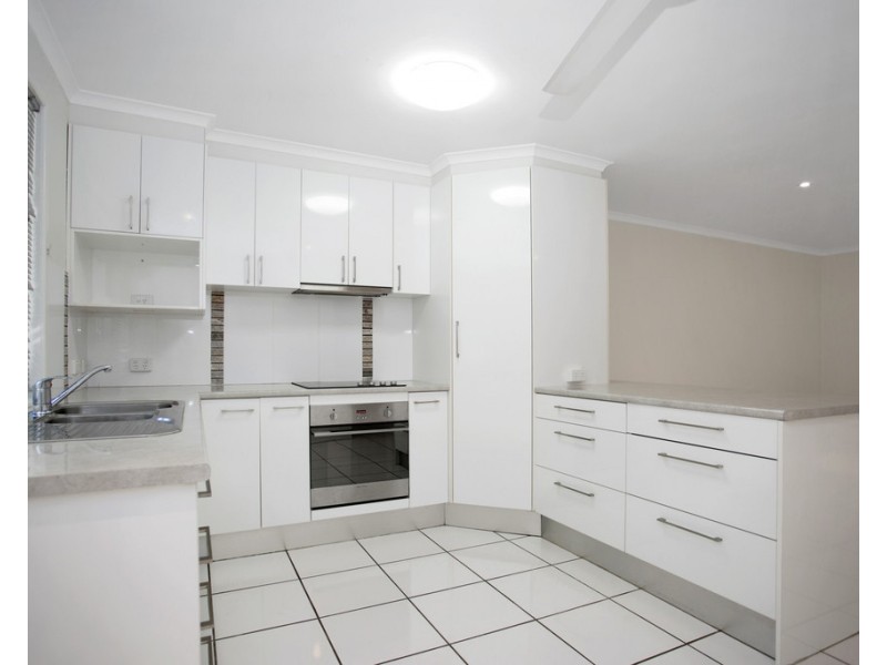 3/43 Holland Street, West Mackay QLD 4740