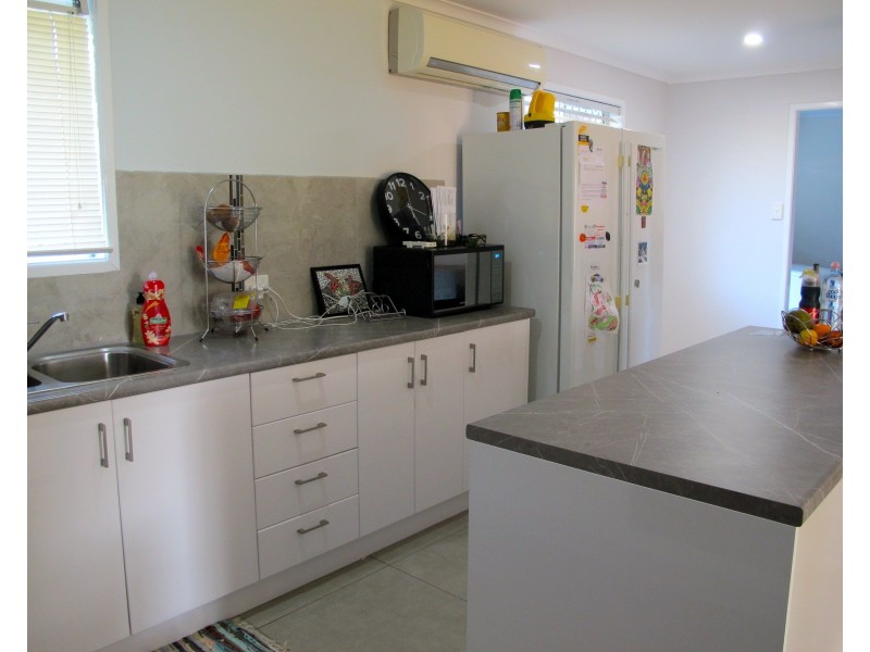 4 Andrew Milne Drive, Mount Pleasant QLD 4740