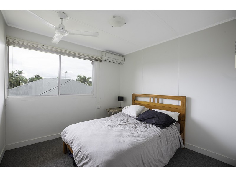 20 Davey Street, Glenella QLD 4740