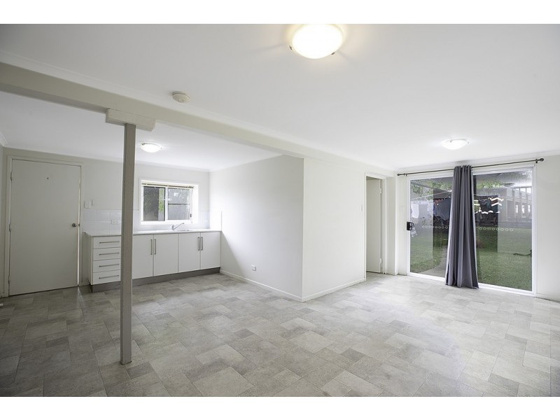 20 Davey Street, Glenella QLD 4740