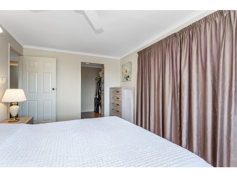 11 Pelican Street, Slade Point QLD 4740