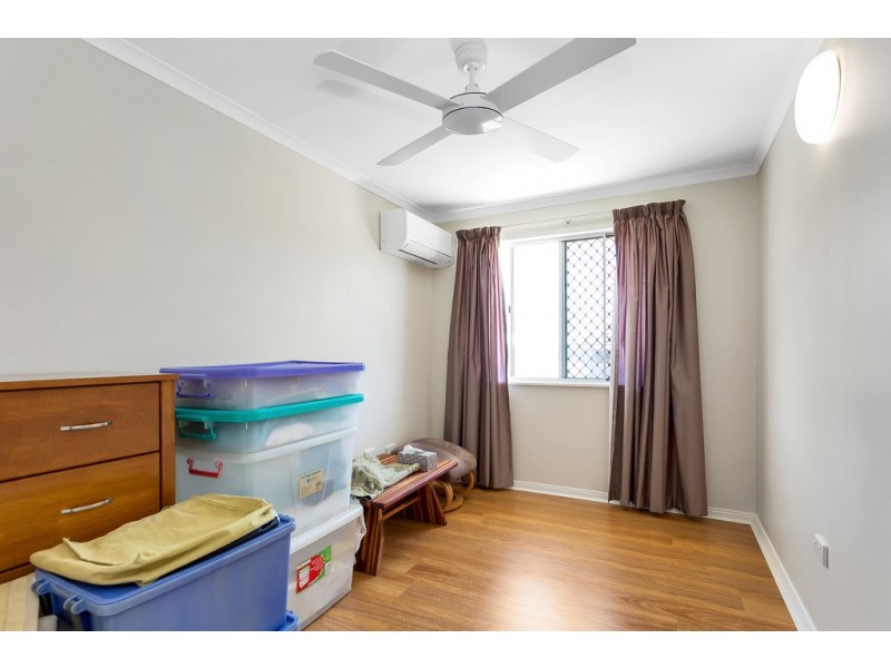 11 Pelican Street, Slade Point QLD 4740