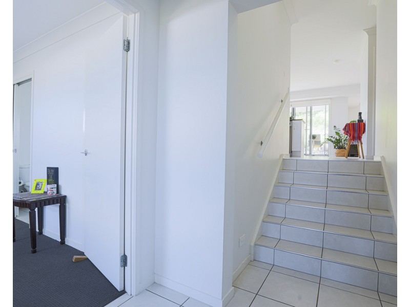 9 Bonney Street, Rural View QLD 4740