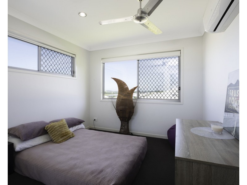 9 Bonney Street, Rural View QLD 4740