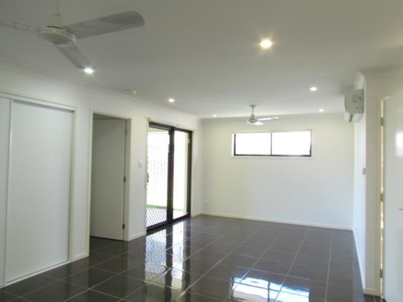 1/22 Makybe Diva Drive, Ooralea QLD 4740