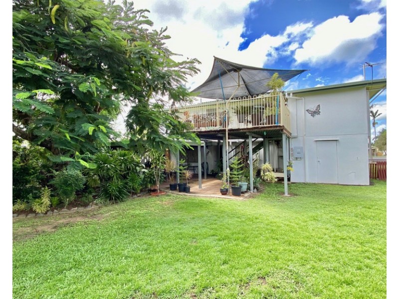 4 Peak Downs Highway, Walkerston QLD 4751
