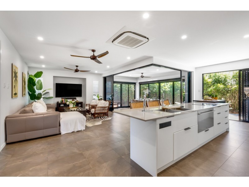 17 Albion Crescent, Mount Pleasant QLD 4740