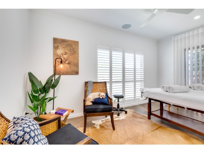 17 Albion Crescent, Mount Pleasant QLD 4740