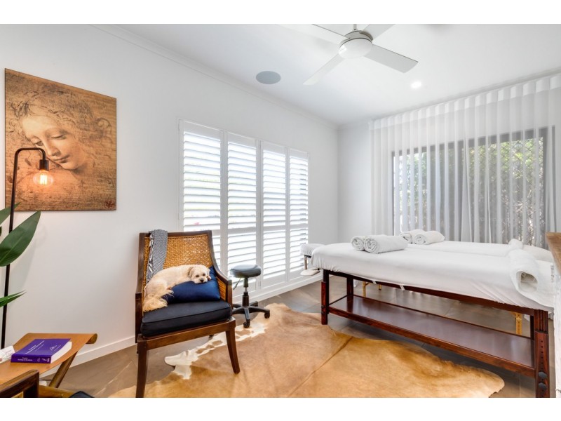 17 Albion Crescent, Mount Pleasant QLD 4740