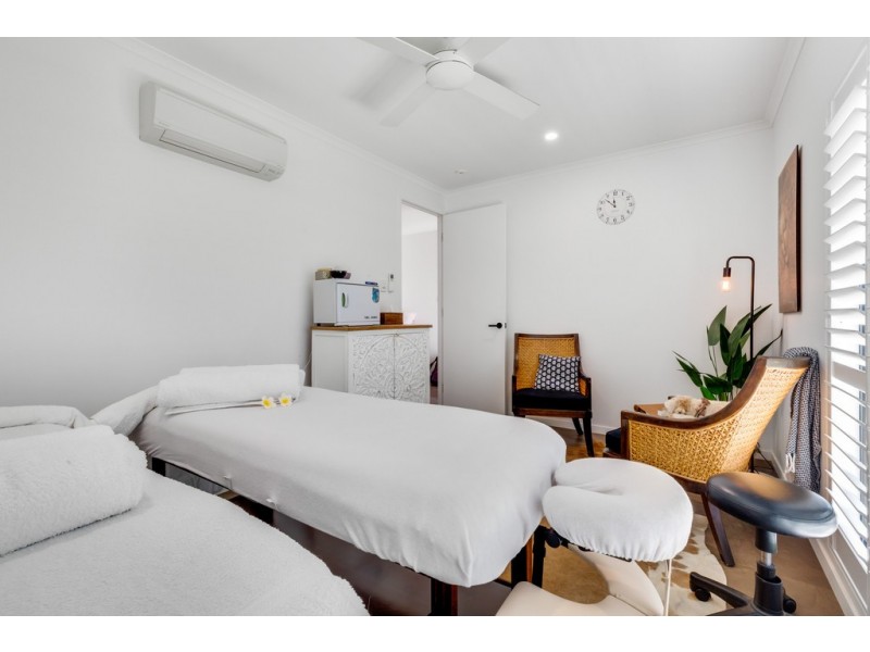 17 Albion Crescent, Mount Pleasant QLD 4740